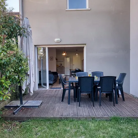 Avec Terrasse Et Jardin Appartement